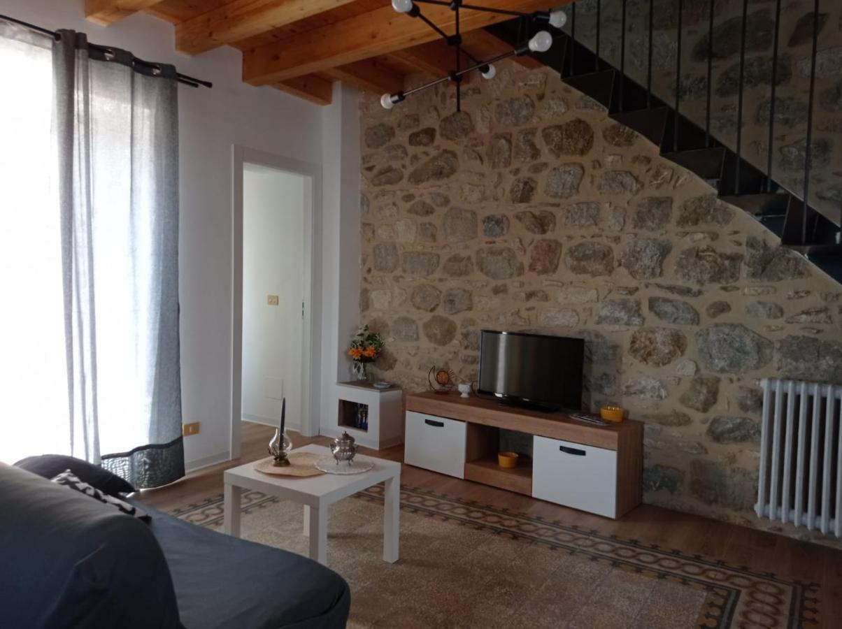 Casa Vacanze Borgo Gulini Da Anna Petralia Soprana Exterior photo